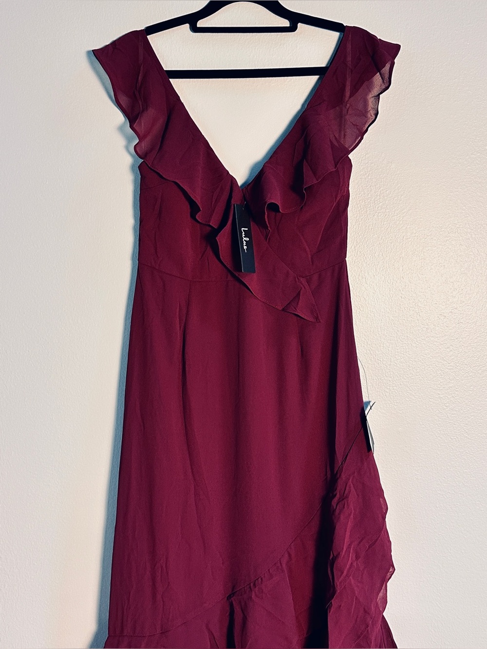 Lulu's Charming Event Burgundy Asymmetrical Ruffled Maxi Dress Small Wedding NWT - Picture 5 of 12